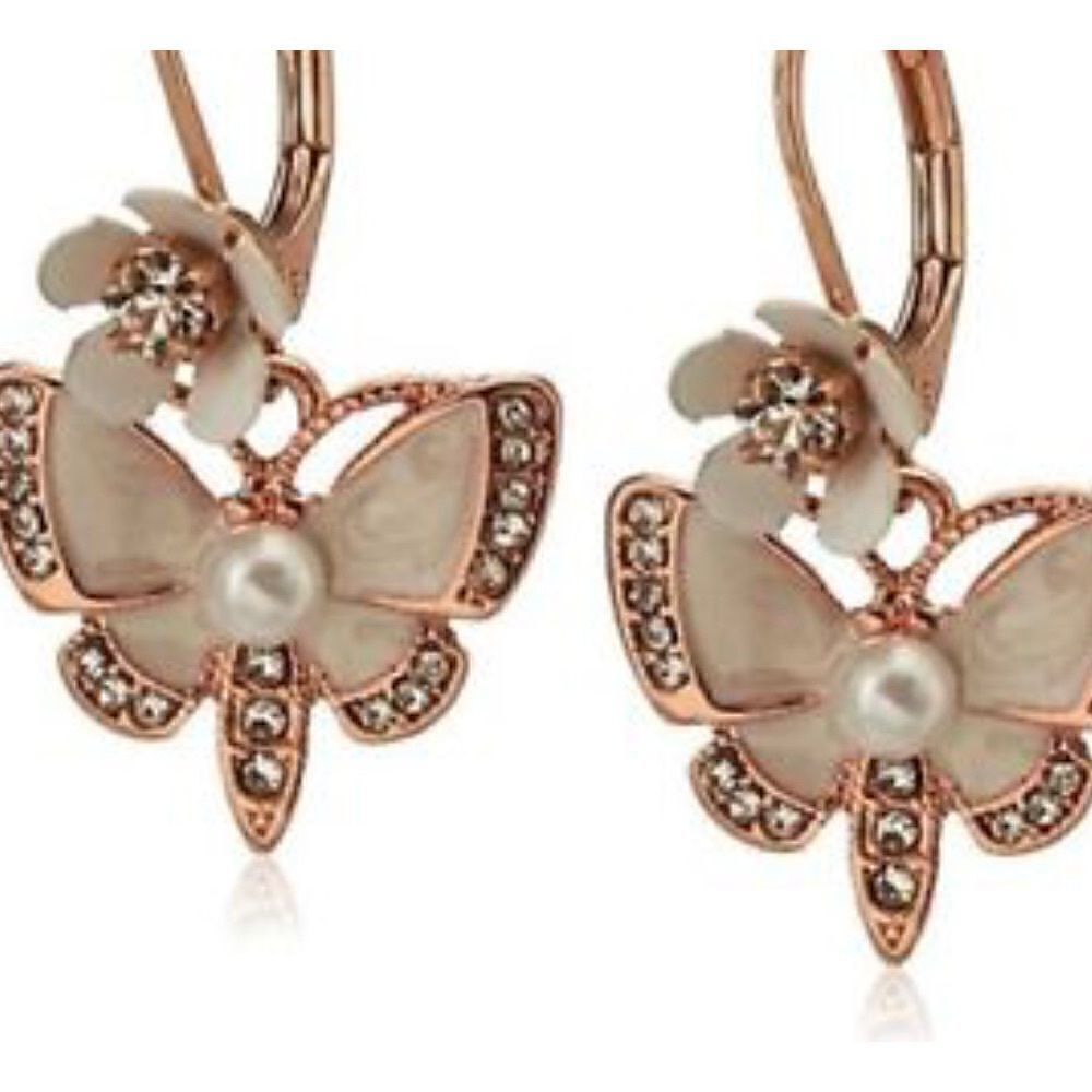 🦋 Betsey Johnson stunning unique  butterfly earrings 🦋